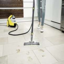 LIMPIADORA A VAPOR KARCHER SC5 EASYFIX